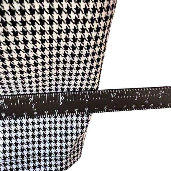 Versona Women's Black and White Houndstooth Jumpsuit Size M Smocked Back - Picture 10 of 10